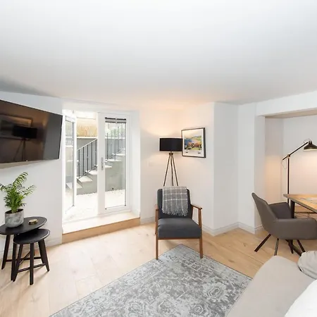 The Burrow By Serviced Harrogate